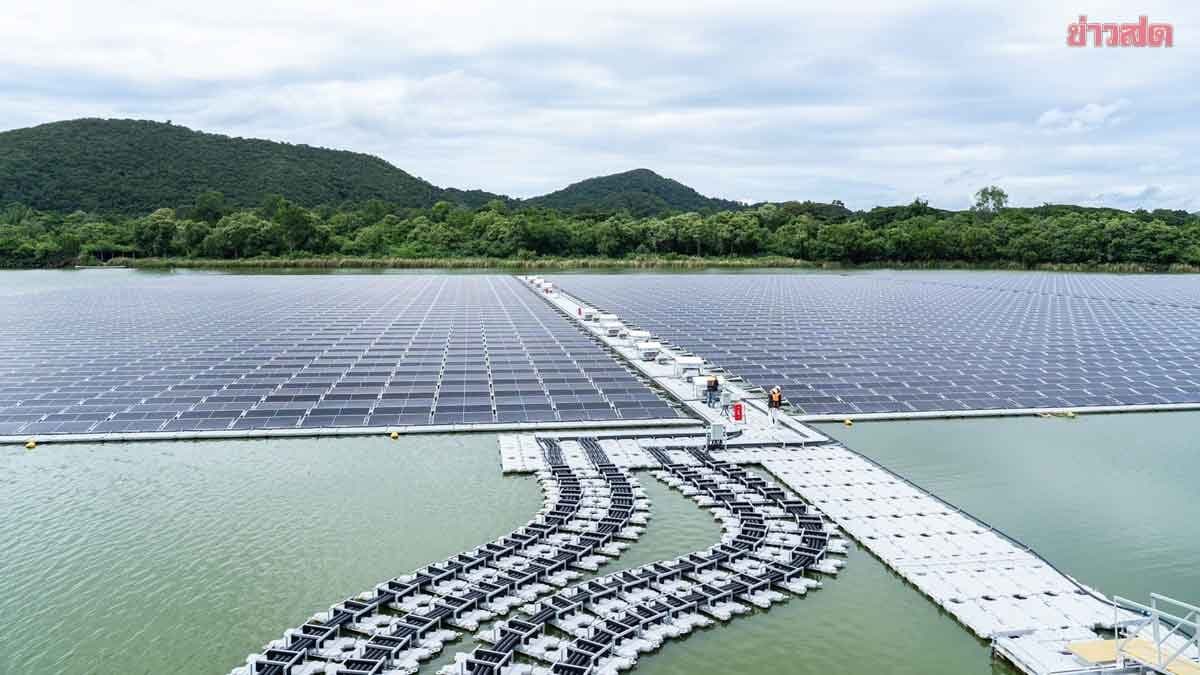 สนพ. ถอดโมเดลโซลาร์เซลล์บนทุ่นลอยน้ำ ฐานทัพเรือสัตหีบ สู่แผนพีดีพี 2026